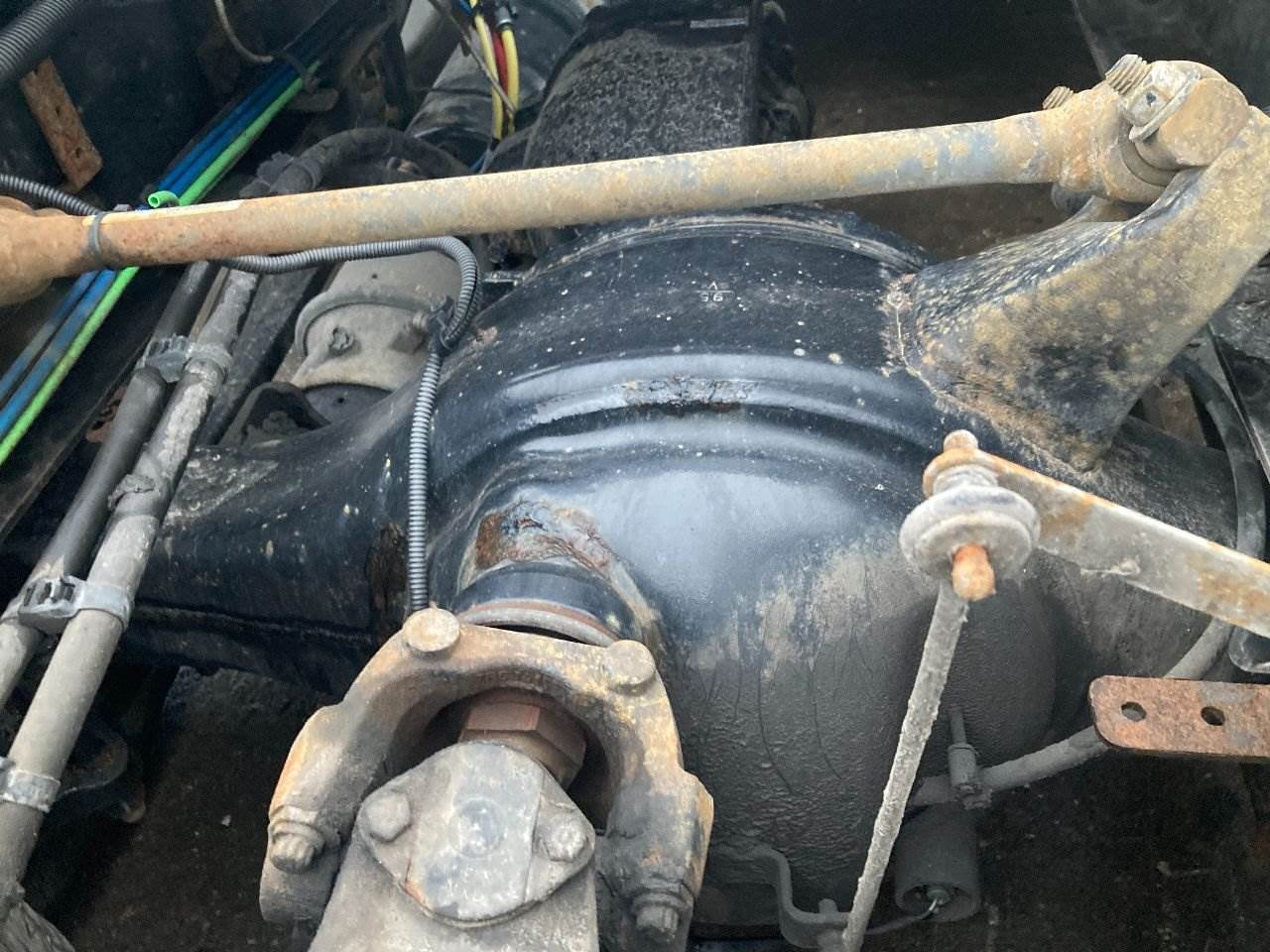 2016 Axle Alliance RT40.04 Rear Axle Housing for a Freightliner