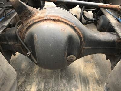Axle Alliance RT40.0-4 Rear Axle Housing for a Freightliner Cascadia