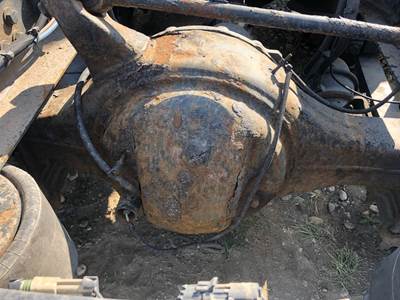 Axle Alliance RT40.0-4 Rear Axle Housing for a Freightliner Cascadia