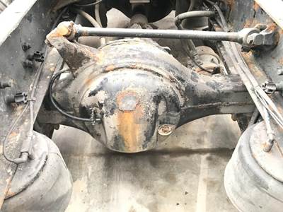 Axle Alliance RT40.0-4 Rear Axle Housing for a Freightliner Columbia 120