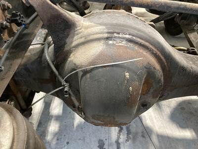 Axle Alliance RT40.0-4 Rear Axle Housing for a Freightliner C120 Century