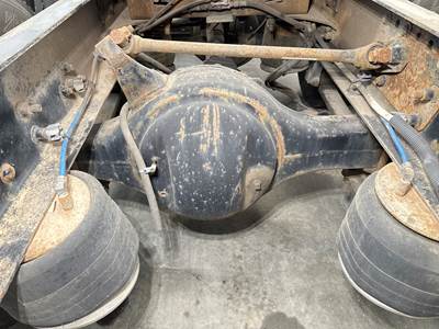 Axle Alliance RT40.0-4 Rear Axle Housing for a Freightliner Columbia 120