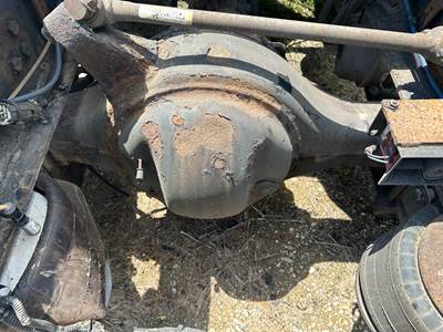 Axle Alliance RT40.0-4 Rear Axle Housing for a Freightliner Cascadia