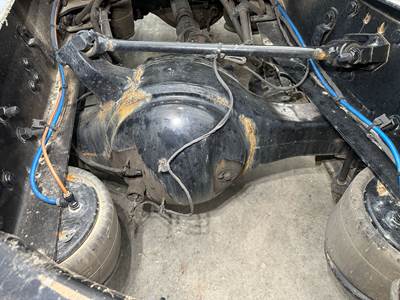 Axle Alliance RT40.0-4 Rear Axle Housing for a Freightliner Cascadia