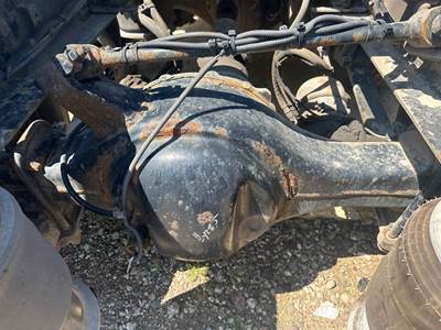 Axle Alliance RT40.0-4 Rear Axle Housing for a Freightliner Cascadia