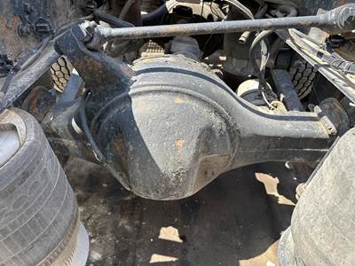 Axle Alliance RT40.0-4 Rear Axle Housing for a Freightliner Columbia 120