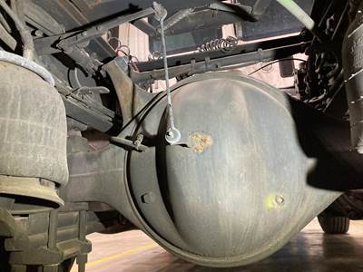 Detroit RS20.0-6 Rear Axle Housing for a Freightliner Cascadia