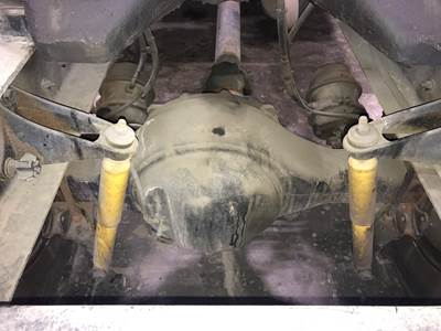 Detroit RS21.0-4 Rear Axle Housing for a Sterling Acterra