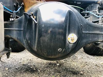 Detroit RT40-NFD Rear Axle Housing for a Freightliner Cascadia