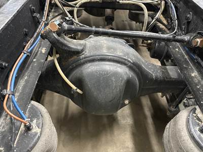 Detroit RT40-NFD Rear Axle Housing for a Western Star 49X