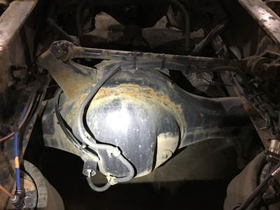 Detroit RT40.0-4 Rear Axle Housing for a Freightliner Coronado