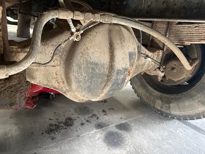 Eaton 16244 Rear Axle Housing for a Ford F700