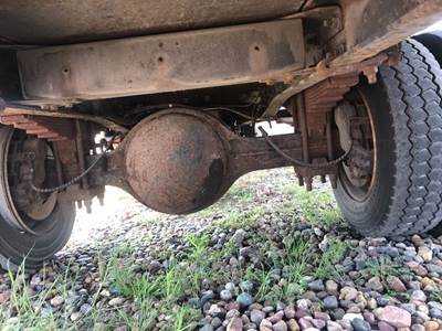 Eaton 17060S Rear Axle Housing for a International Durastar (4300)