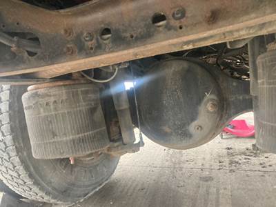 Eaton 17060S Rear Axle Housing for a International Durastar (4300)