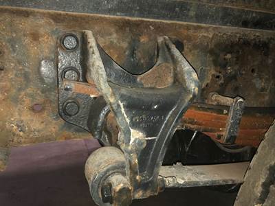 Eaton 17060S Rear Axle Housing for a International 4200