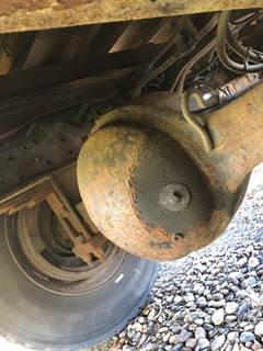 Eaton 17060S Rear Axle Housing for a International 4300