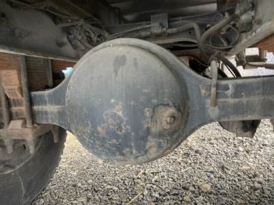Eaton 17060S Rear Axle Housing for a International 4300