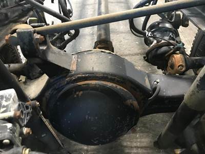 Eaton 17060S Rear Axle Housing for a International 4300