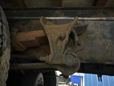 Eaton 17060S Rear Axle Housing for a International 4300