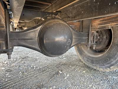 Eaton 19050s Rear Axle Housing for a GMC C7500