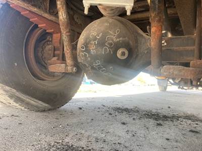 Eaton 19060S Rear Axle Housing for a International RE3000