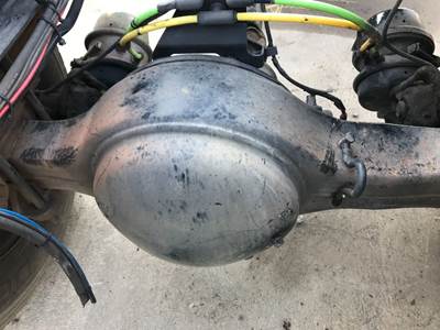 Eaton 21060D Rear Axle Housing for a GMC C7500