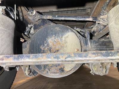 Eaton 22060S Rear Axle Housing for a Kenworth T370