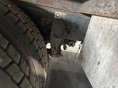 Eaton 22060S Rear Axle Housing for a Kenworth T270