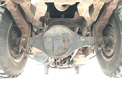 Eaton 22320 Rear Axle Housing for a Ford LN700