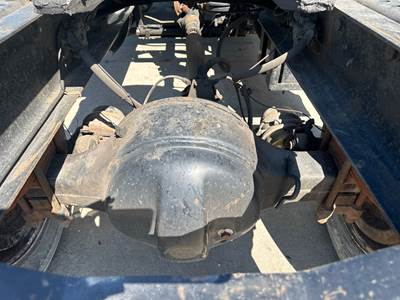 Eaton 23105S Rear Axle Housing for a Mack CH