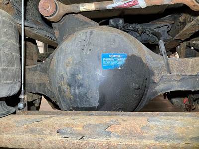 Eaton P20060 Rear Axle Housing for a Kenworth T370