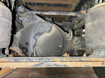 Eaton P20060 Rear Axle Housing for a Kenworth T370