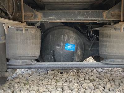 Eaton P20060 Rear Axle Housing for a Peterbilt 220 Coe