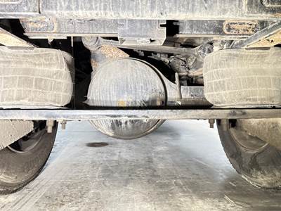 Eaton P22060 Rear Axle Housing for a Kenworth T370