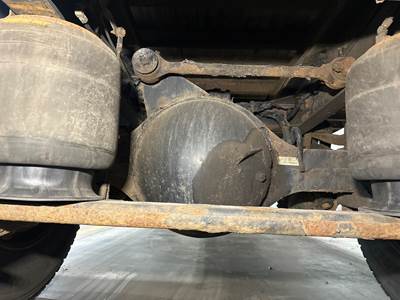 Eaton P22060 Rear Axle Housing for a Kenworth T370