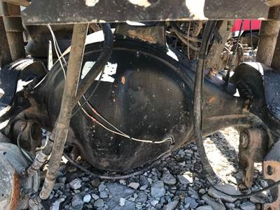 Eaton R170 Rear Axle Housing for a Kenworth T800