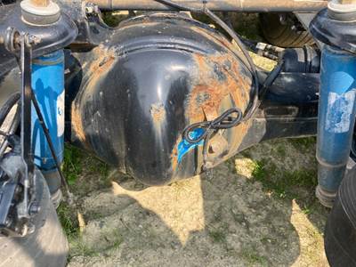 Eaton R40-155 Rear Axle Housing for a Kenworth T680