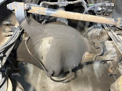 Eaton R40-155 Rear Axle Housing for a International LT