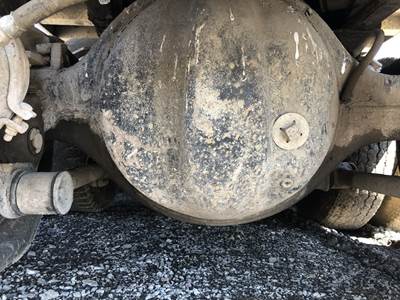 Eaton RD462 Rear Axle Housing for a Kenworth T800