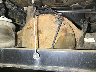 Eaton RDH40 Rear Axle Housing for a Peterbilt 579