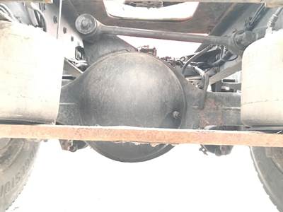 Eaton RDP40 Rear Axle Housing for a Kenworth T370
