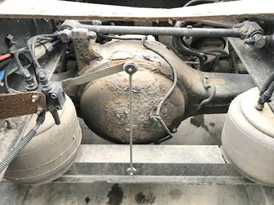 Eaton RDP41 Rear Axle Housing for a Kenworth T680