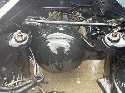 Eaton RDP41 Rear Axle Housing for a Peterbilt 384