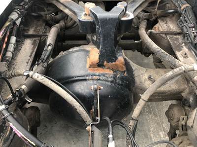 Eaton RS404 Rear Axle Housing for a Kenworth T2000