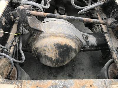 Eaton RS404 Rear Axle Housing for a International Prostar