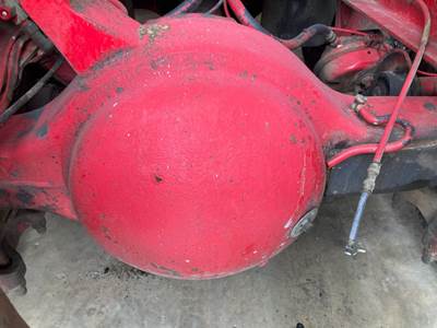 Eaton RS404 Rear Axle Housing for a International 9900