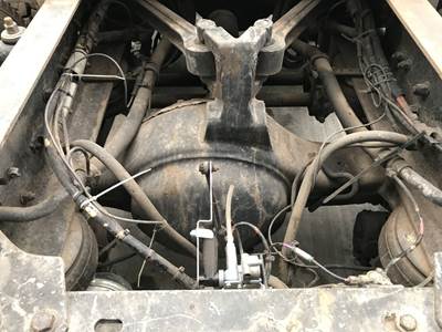 Eaton RS404 Rear Axle Housing for a Kenworth T2000