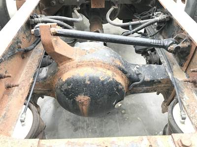 Eaton RS404 Rear Axle Housing for a International Transtar (8600)