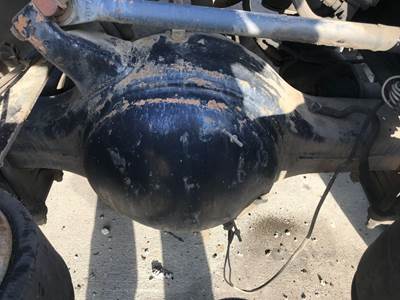 Eaton RS404 Rear Axle Housing for a Freightliner FLD120 Classic