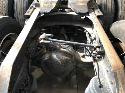 Eaton RS404 Rear Axle Housing for a Volvo VNL